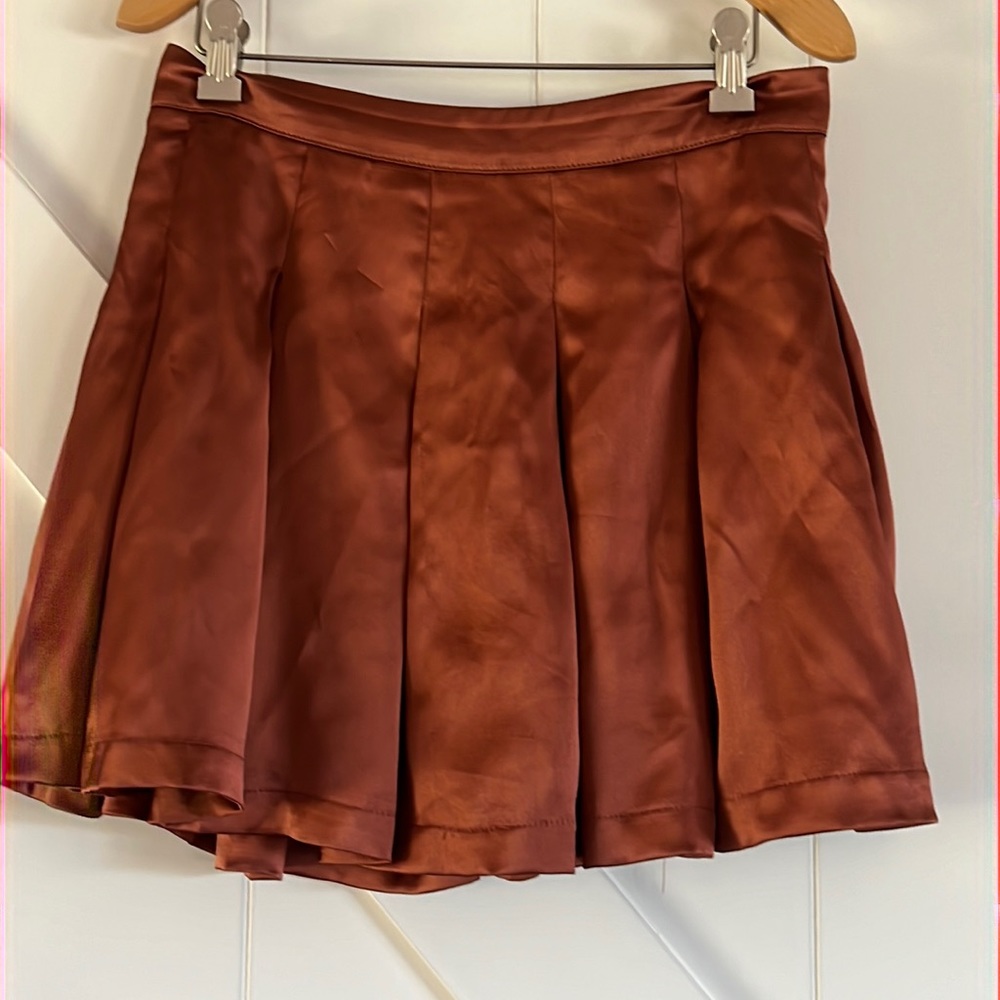Lillyful pleated burnt orange skirt size medium (shorts underneath